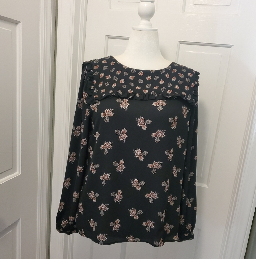LOFT Black Floral Print Blouse, Size Large, Business, Classic Long Sleeve
